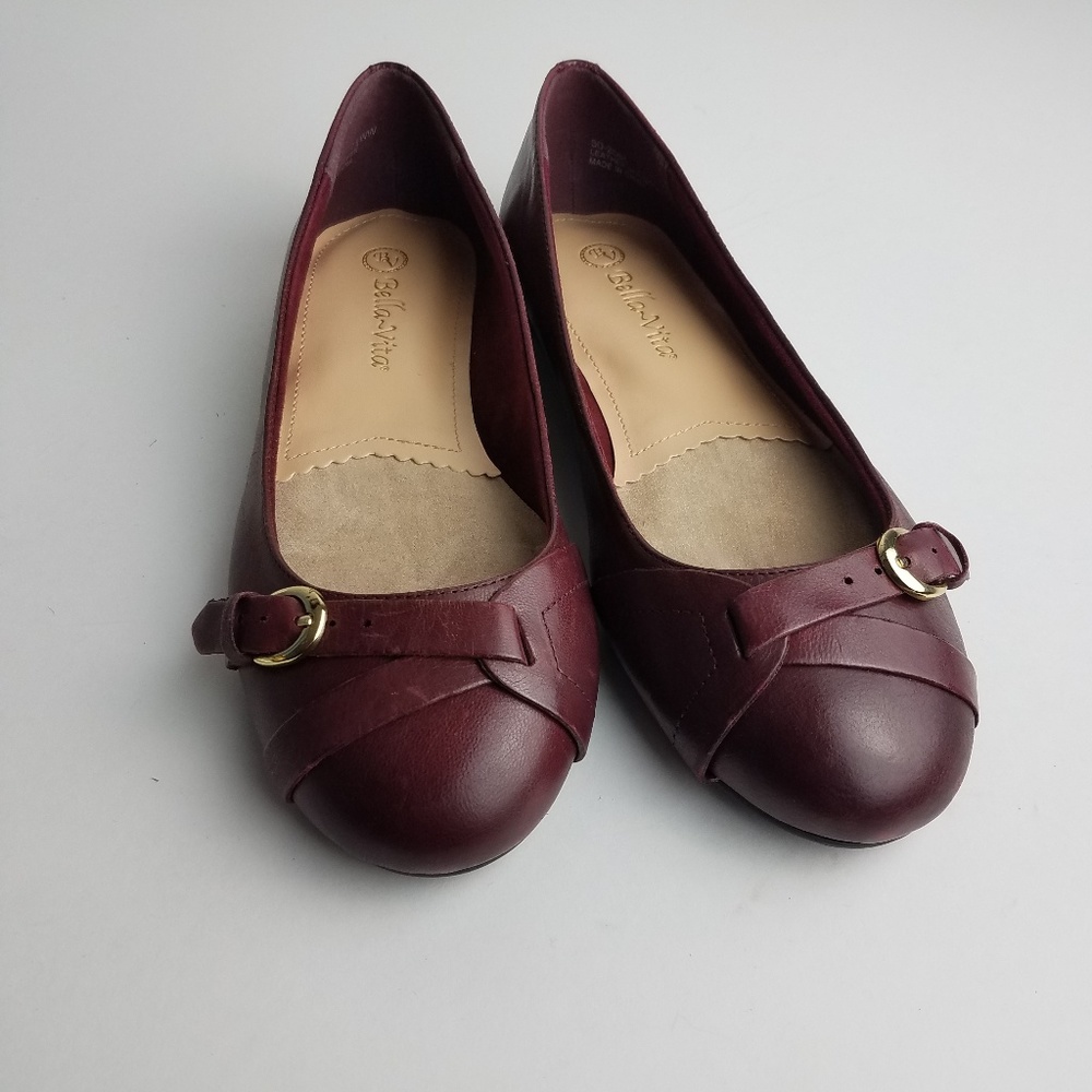 NWT Bella Vita Tyra Brown Flats 7.5 Wide
